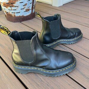 Dr Martens Chelsea Boot